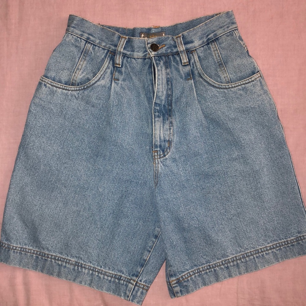 VINTAGE THE LIMITED MOM SHORTS